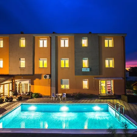 Adriatic Star Apartment Banjol